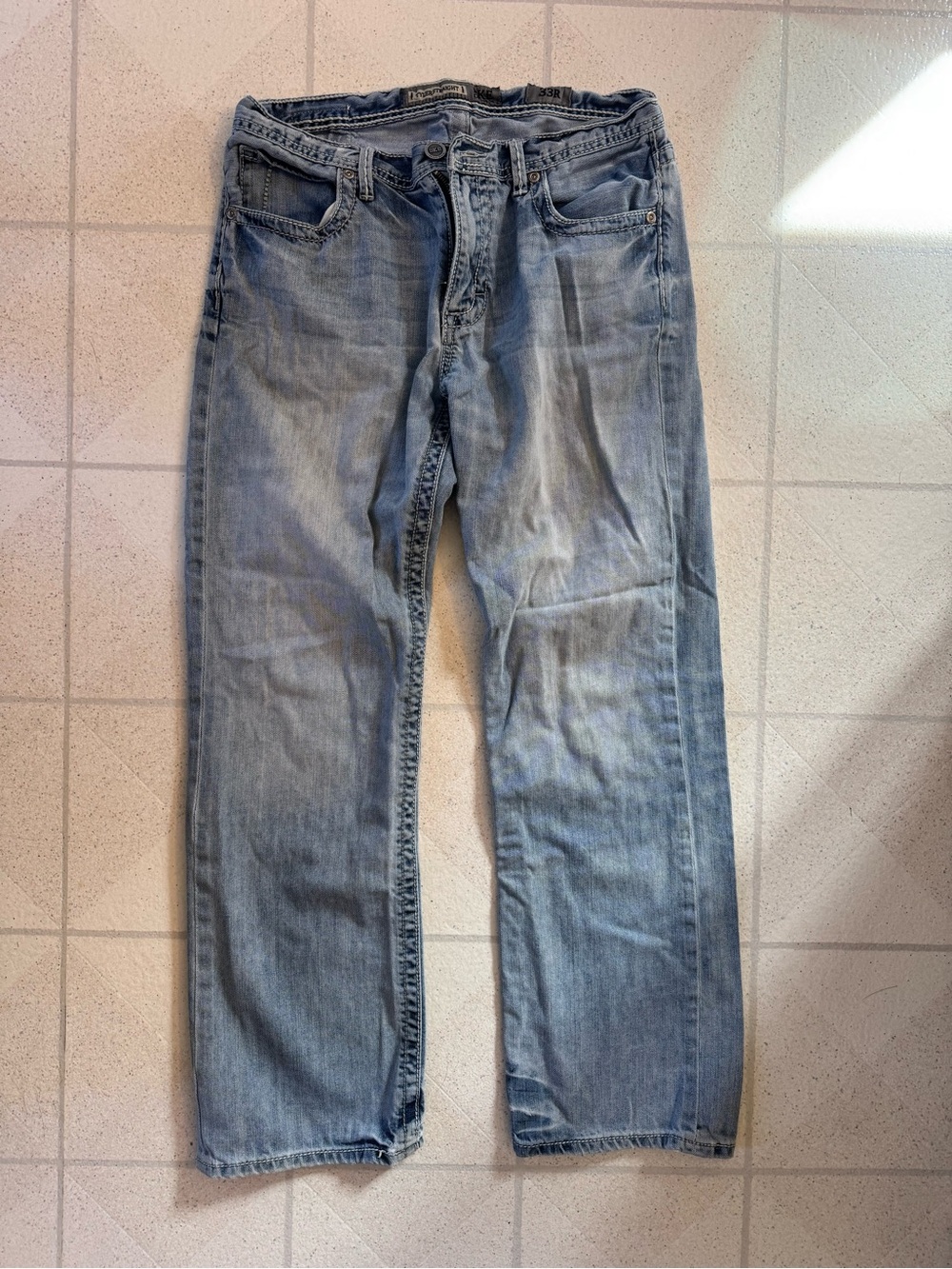 BKE Men's Washed Blue Straight Jeans